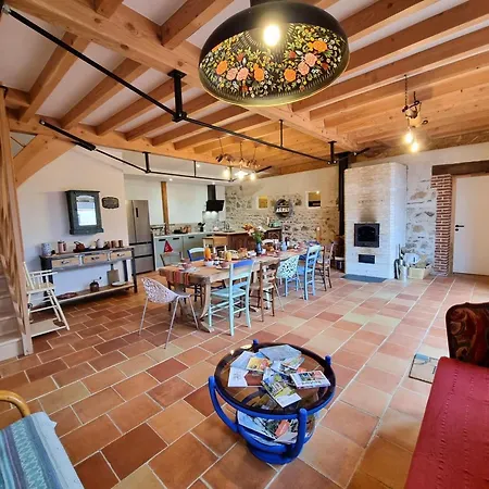 Ecologique De Charme Au Cergne, Ideal Famille Et Randonneurs - Fr-1-496-351 * Le Cergne